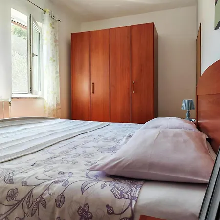 Ferienhaus Stunning In Pavicini